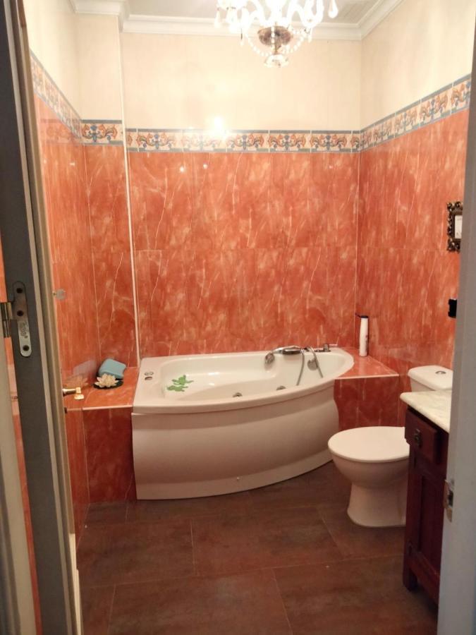Apartamento En Pleno Centro De Marchena 3 Dormitorios 3 Banos Privados ภายนอก รูปภาพ