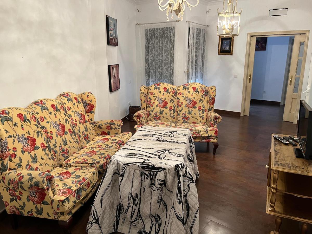 Apartamento En Pleno Centro De Marchena 3 Dormitorios 3 Banos Privados ภายนอก รูปภาพ