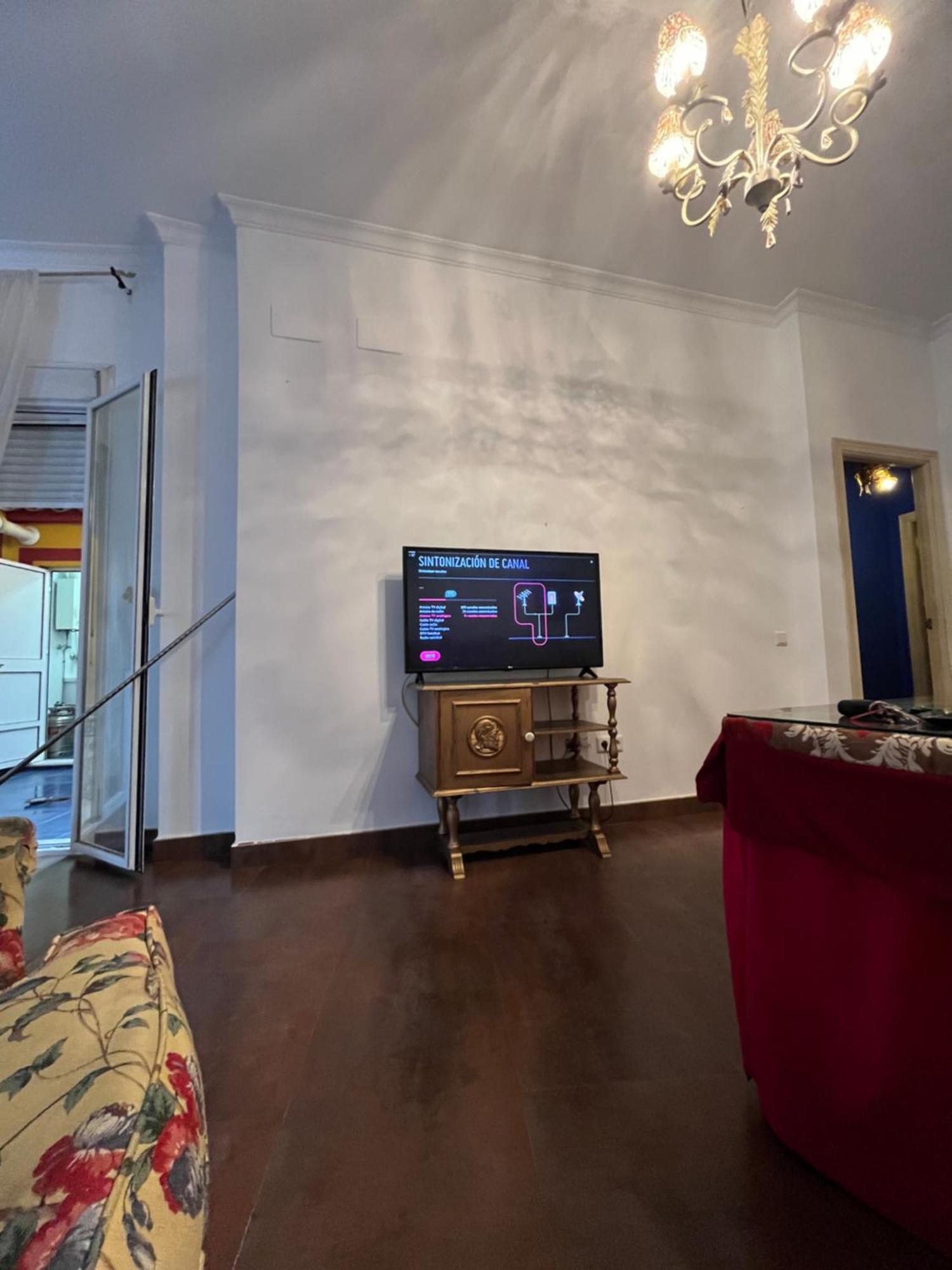 Apartamento En Pleno Centro De Marchena 3 Dormitorios 3 Banos Privados ภายนอก รูปภาพ