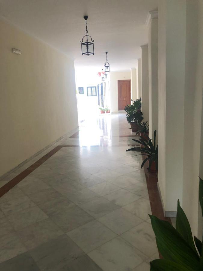 Apartamento En Pleno Centro De Marchena 3 Dormitorios 3 Banos Privados ภายนอก รูปภาพ