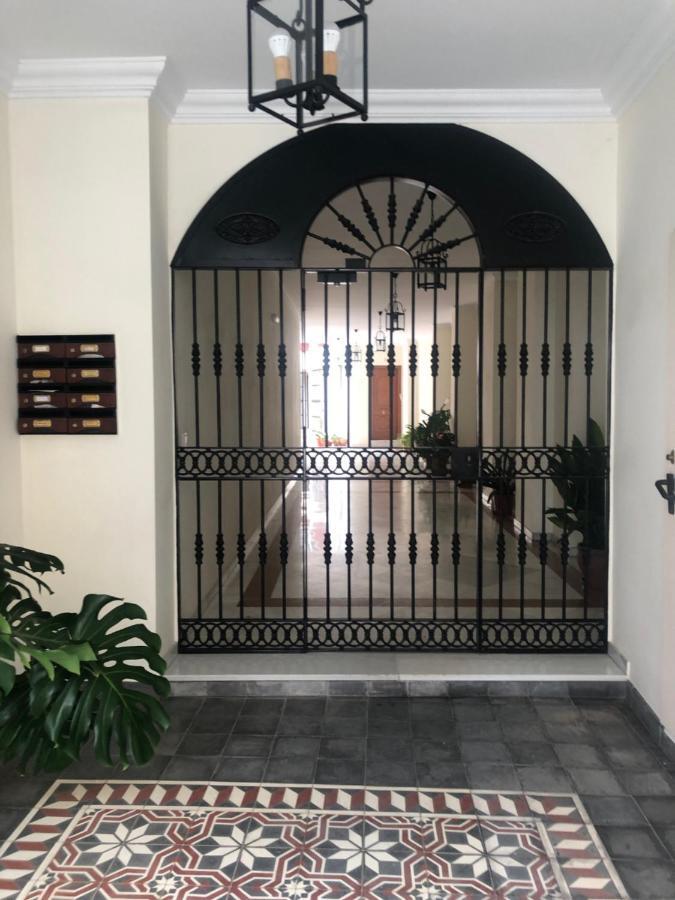 Apartamento En Pleno Centro De Marchena 3 Dormitorios 3 Banos Privados ภายนอก รูปภาพ